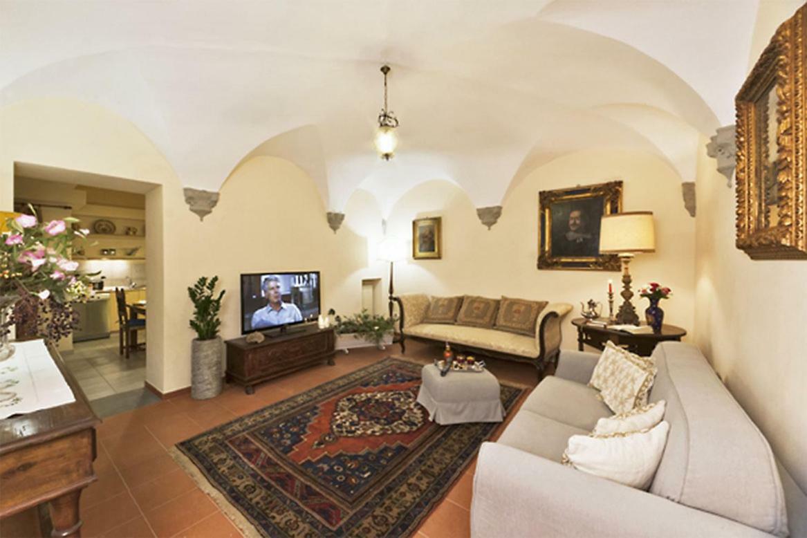 Via Dei Fossi Apartment Florencja Zewnętrze zdjęcie
